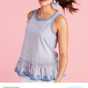 Sleeveless vineyard vines top